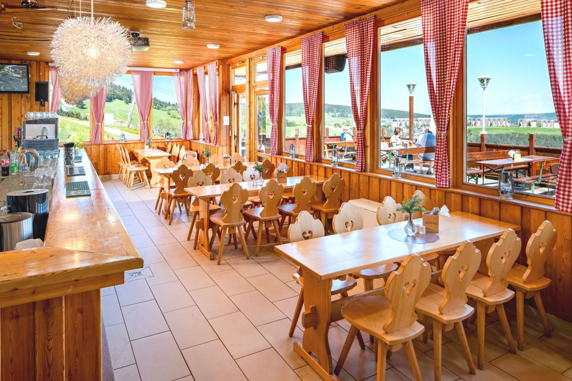 Ahorn Am Fichtelberg Hotel 3*